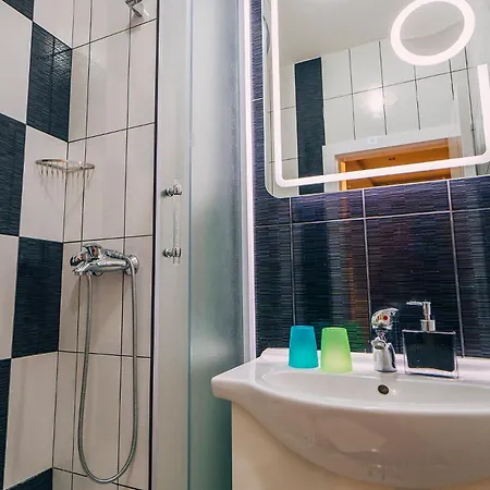 Center With Free Private Parking * Baška Voda