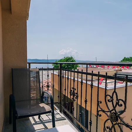 Center With Free Private Parking Baska Voda