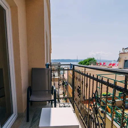 Center With Free Private Parking Appartement